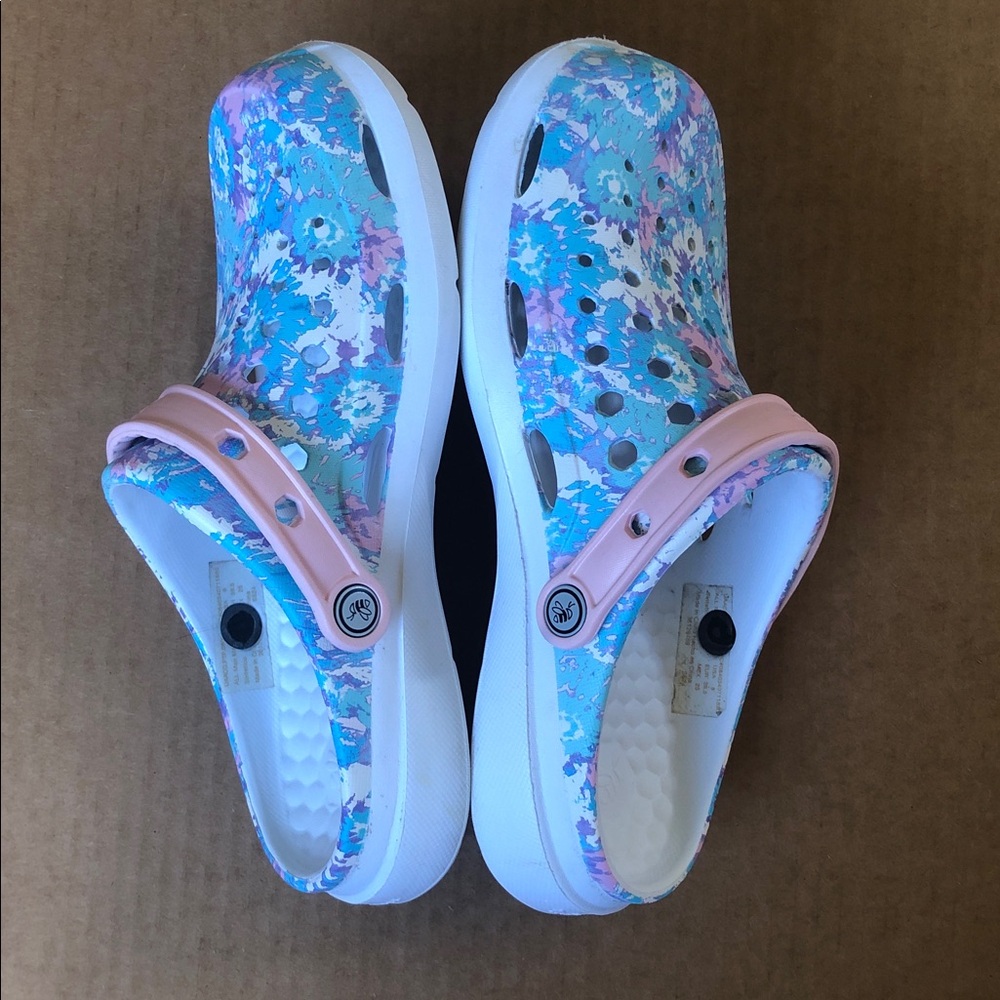 Joybees Active Clogs Floral Blue and Pink Print Size 8 - Picture 6 of 8